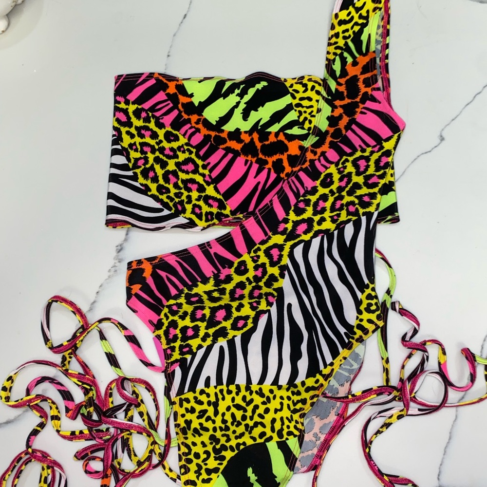 Sassypantsthelabel jungle jive bodysuit